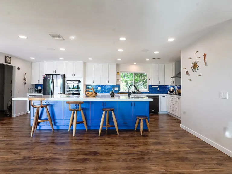 420 Wilbar Cir — Photo 11