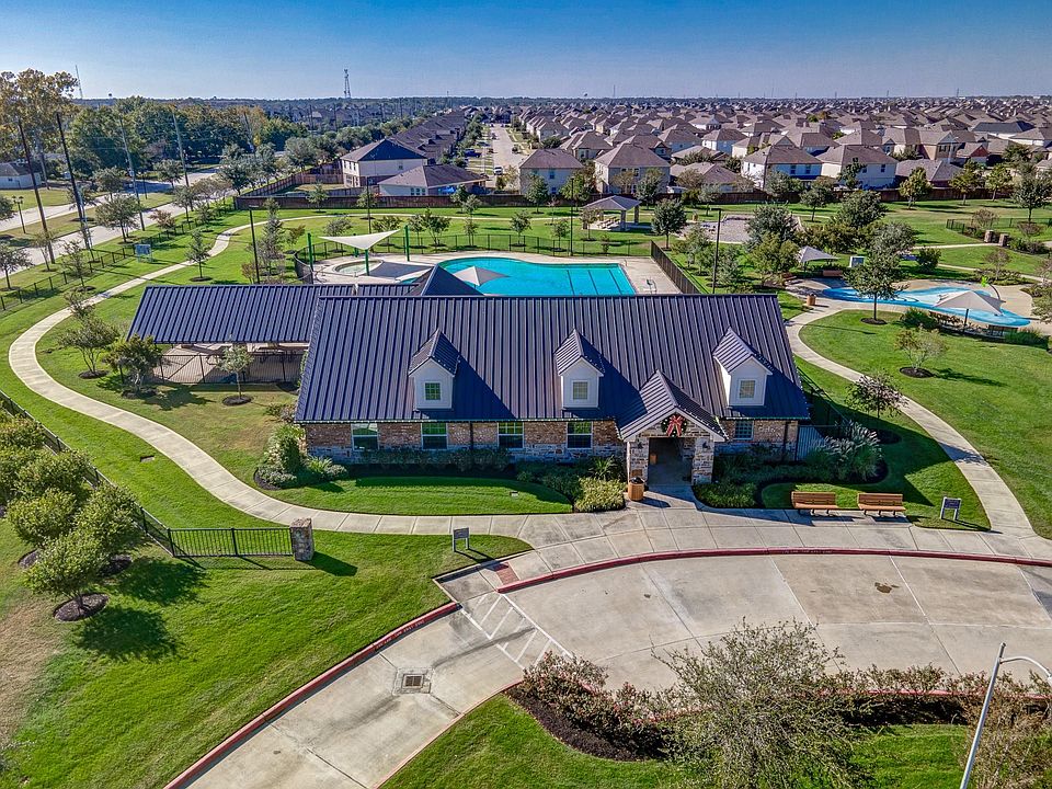 1st image of 2927 Belle Tree Ln