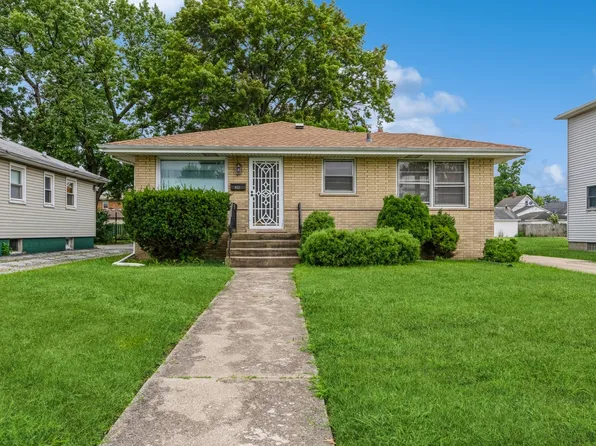 437 E 161st St, South Holland, IL 60473