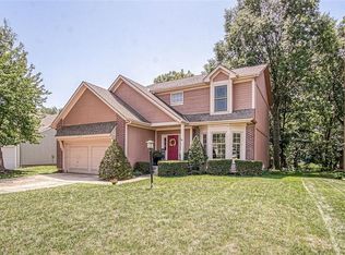 8125 W 152nd Ter, Overland Park, KS 66223