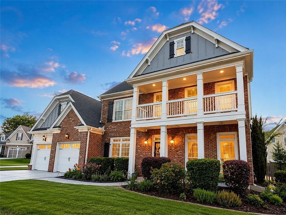 1st image of 176 Cypress Cove Ct