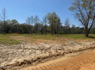 11 Oakley Ln, Lucedale, MS 39452