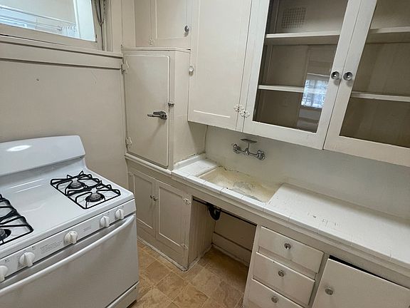 228 #14 kitchen 070323_07112023