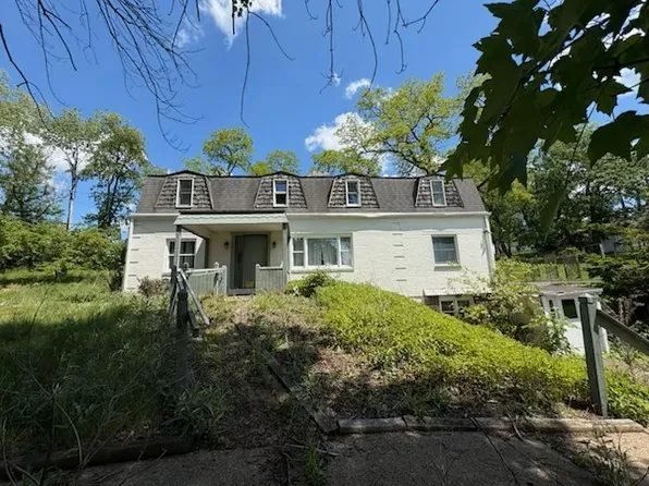 591 Old Clairton Rd, Pittsburgh, PA 15236