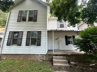 1129 E Reservoir St, Springfield, IL 62702