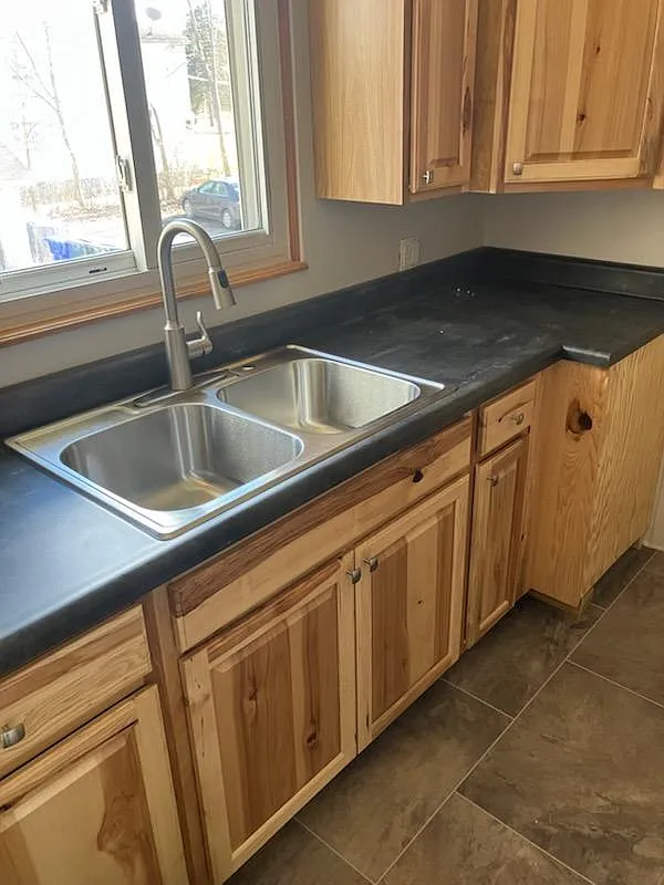 2 bed, 600 sqft, $1,000 — Photo 2