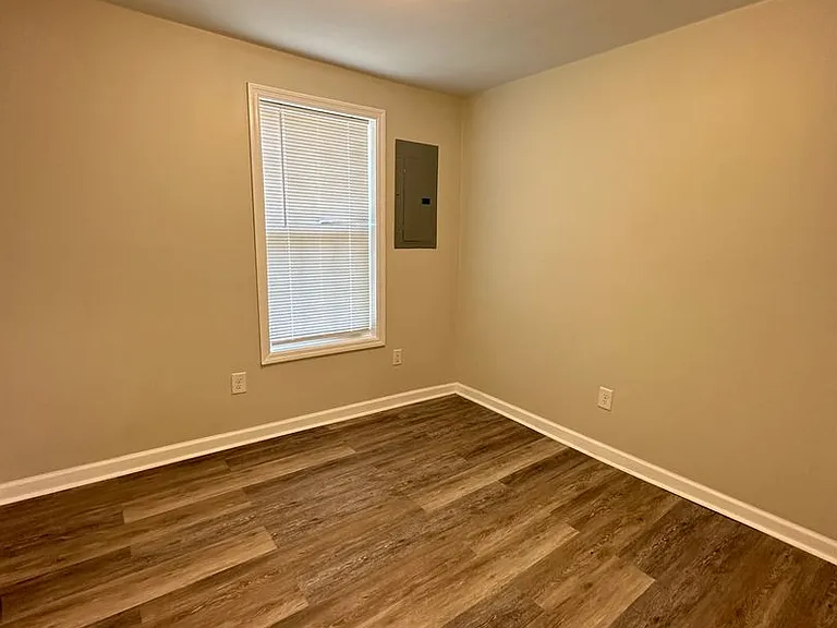 2843 Pinetrail Rd — Photo 8