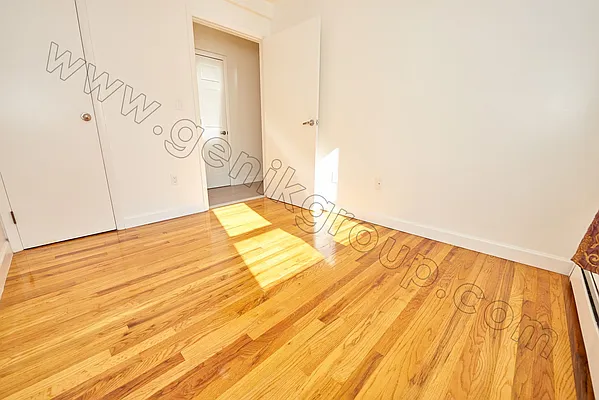 Rented by Genik Group Corp | media 17