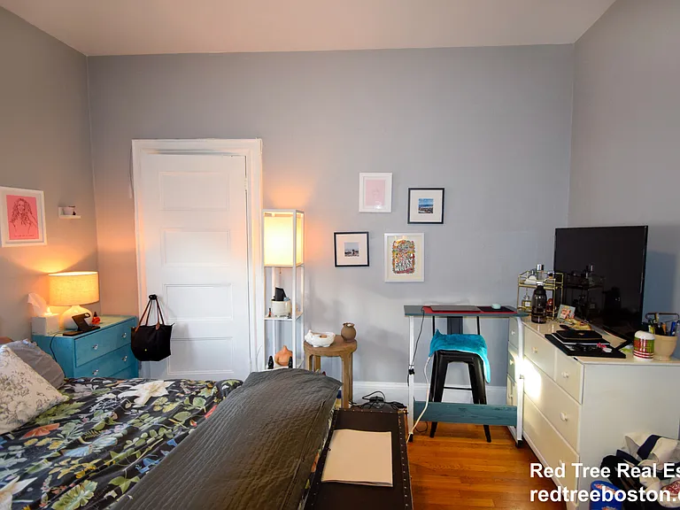 85 Surrey St #2 — Photo 12