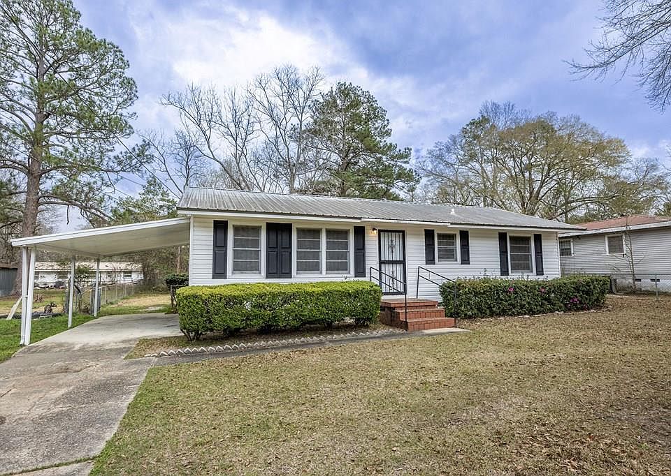 1st image of 211 Massee Dr