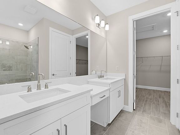 5th image of 3897 Figliolia Way