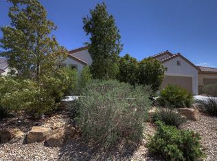 2114 Sandstone Cliffs Dr, Henderson, NV 89044
