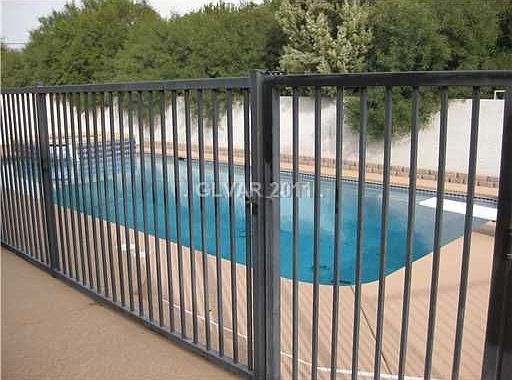 5th image of 6531 W El Campo Grande Ave