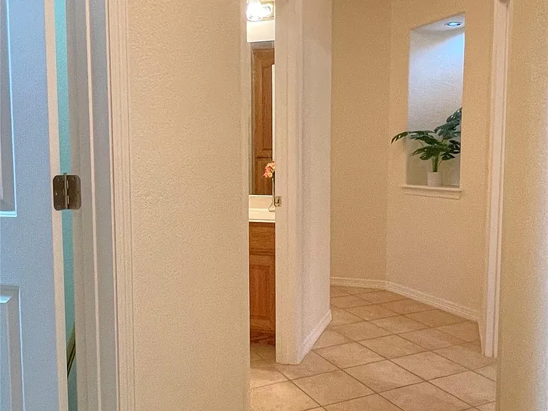 120 W Brazos Dr — Photo 24