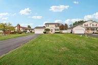 Deborah Ln-S1409-001.jpg