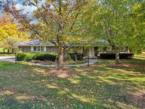 9516 Clark Rd, Richmond, IL 60071
