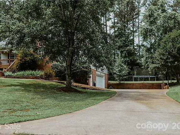 3rd image of 5669 Gratitude Ln