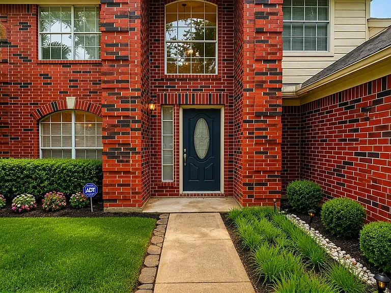 2026A Mossy Trail Dr — Photo 2