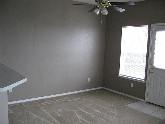 2nd image of 1019 Enfilar Ln