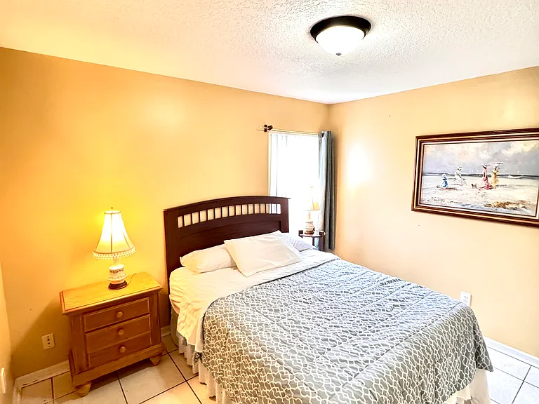 11223 Thicket Ct — Photo 10