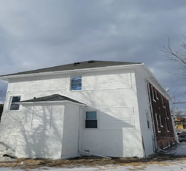 343 Elmhurst St — Photo 5