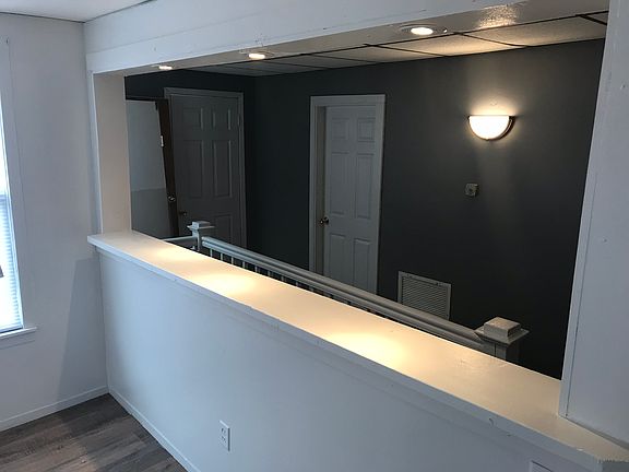 3rd image of 43 Carroll Street 3
