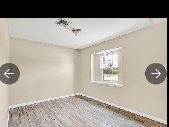 3rd image of 10919 Keese Dr