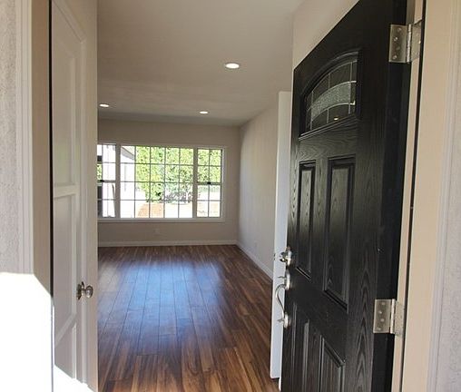5th image of 5519 Rockview Dr