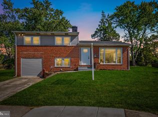 6202 Lakemont Ct, Catonsville, MD 21228