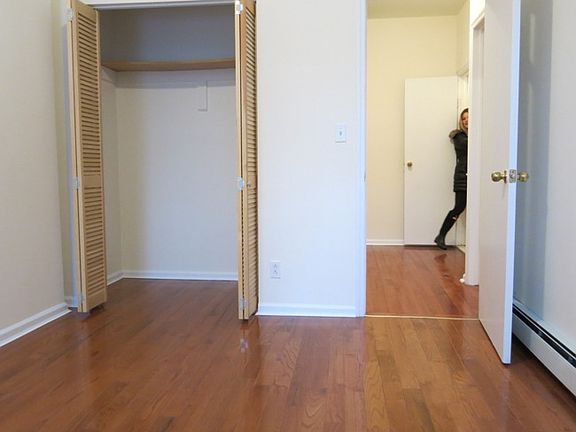 4th image of 203 Kosciusko St APT 1