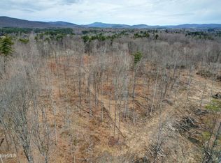 4 Cascade St, Pittsfield, MA 01201