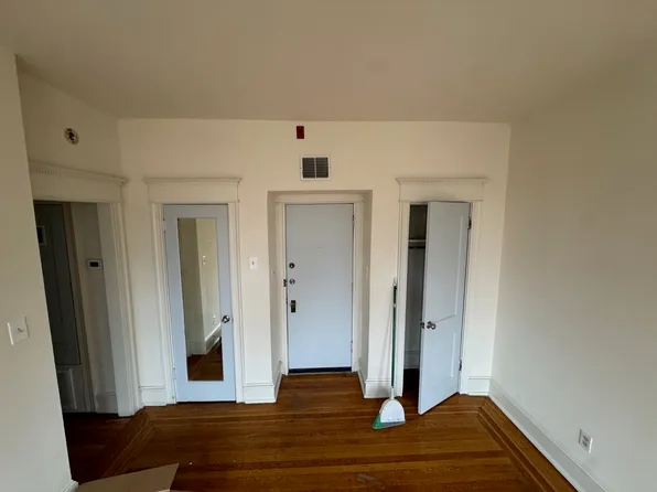 602 N 16th St #4T, Philadelphia, PA 19130