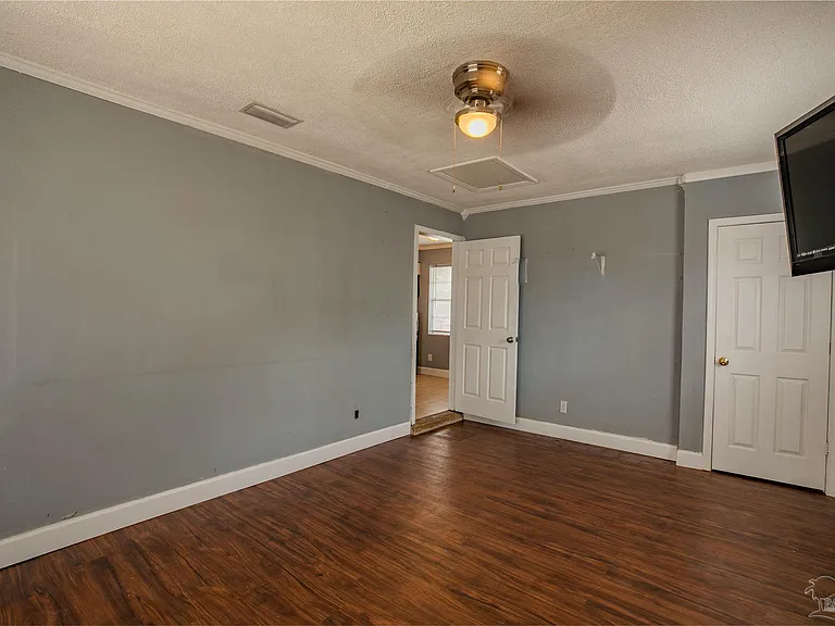 4381 Bixby Cir — Photo 11