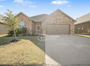 121 Cottage Ln, Royse City, TX 75189
