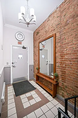 Rented by Compass | media 9