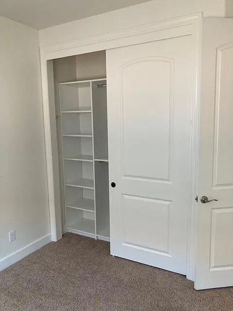 4 bed, 2.5 bath, 2260 sqft, $5,800 — Photo 4