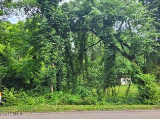 2400 Woodson Dr, Knoxville, TN 37920