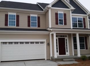 304 Vinewood Pl, Holly Springs, NC 27540