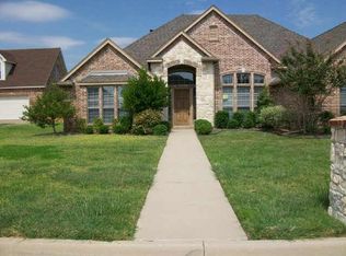 921 Spanish Bay Dr, Burleson, TX 76028