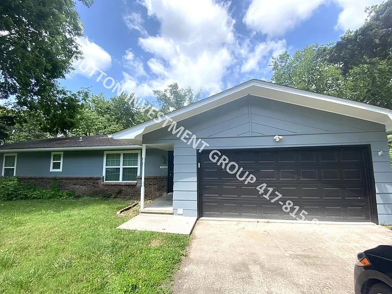 3702 Connecticut Ave — Photo 1