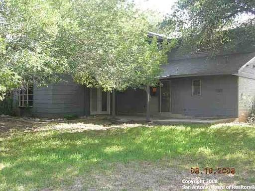 3rd image of 13930 WINDING HILL DR