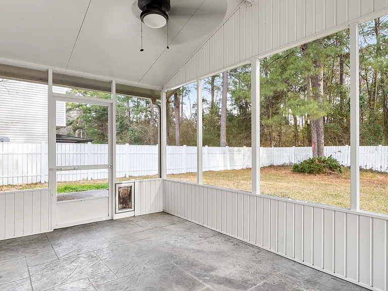 129 Towering Pine Dr — Photo 42