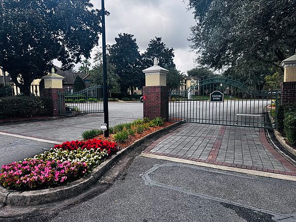 3rd image of 7800 Point Meadows Dr APT 628