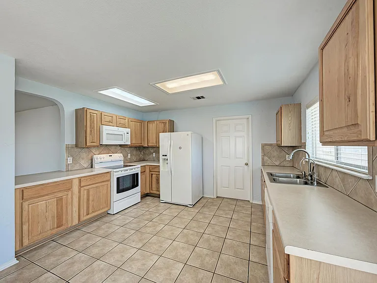 1201 Sheltie Ln — Photo 14