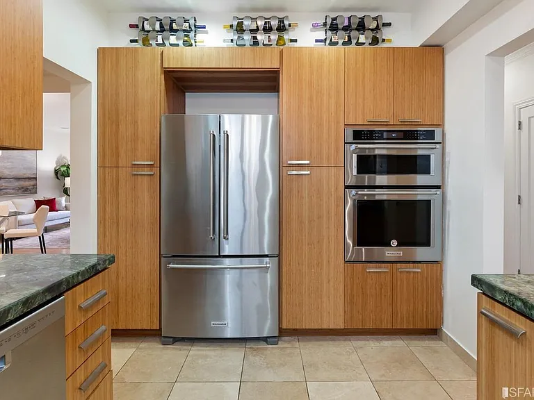 637 Powell St #102 — Photo 7