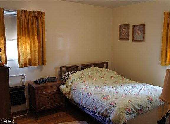 5th image of 1199 E 362nd St