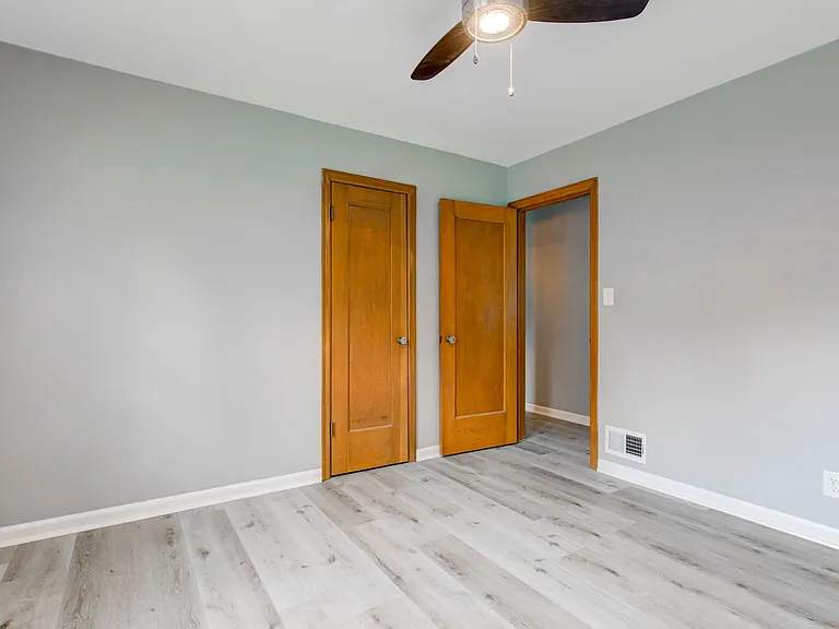 4610 Rookwood Ave — Photo 24
