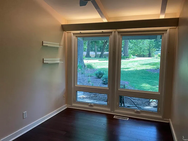 7506 Oak Ln — Photo 17