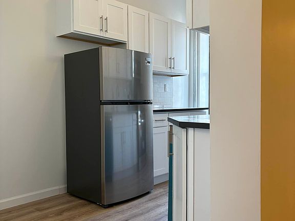 3rd image of 225 Naples Ter #4E