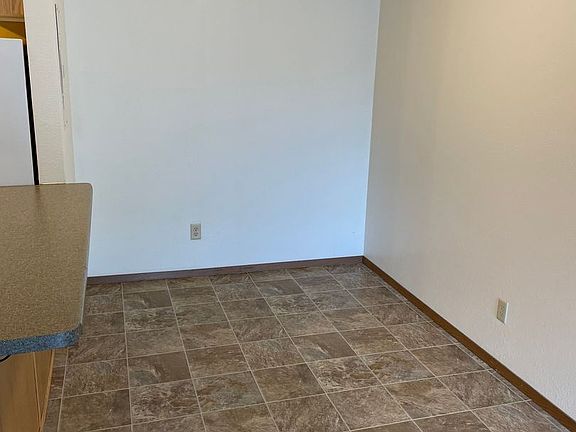 2nd image of 524 14th St S #204